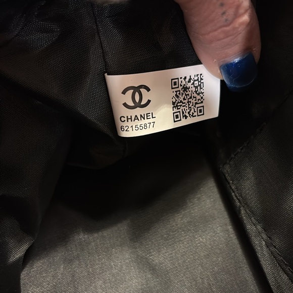 Brand new Chanel black nylon large make up pouch/clutch/bag NWOT - Picture 7 of 7